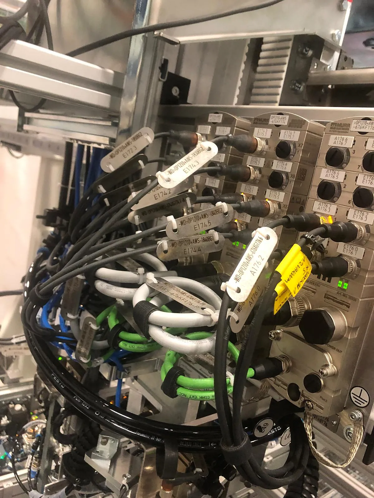 Field junction boxes with connected cables